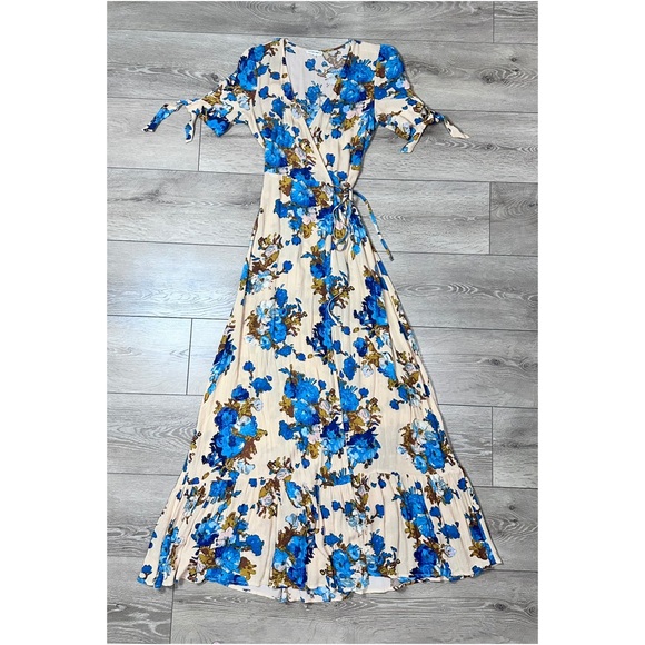 Cotton Candy LA Floral Maxi Wrap Dress - Picture 3 of 15